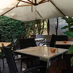 Au Soleil Отель Сент-Винсент