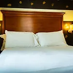 Au Soleil Hotel 3*