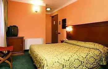 Hotel Au Soleil 3*