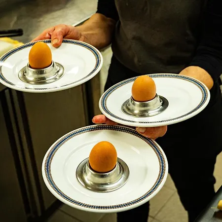 Hotel Au Soleil 3*