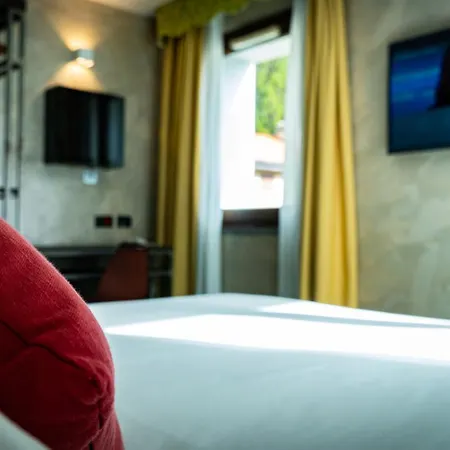 Au Soleil Hotel 3*