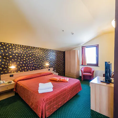 Au Soleil Hotel 3*